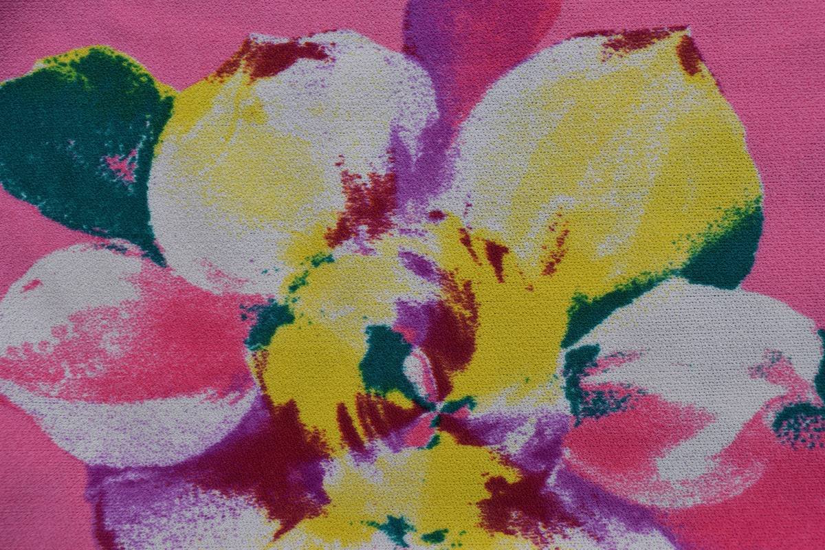 Abstract Expressionism Art Flowers: Redefining Home Decor with Emotional Depth
